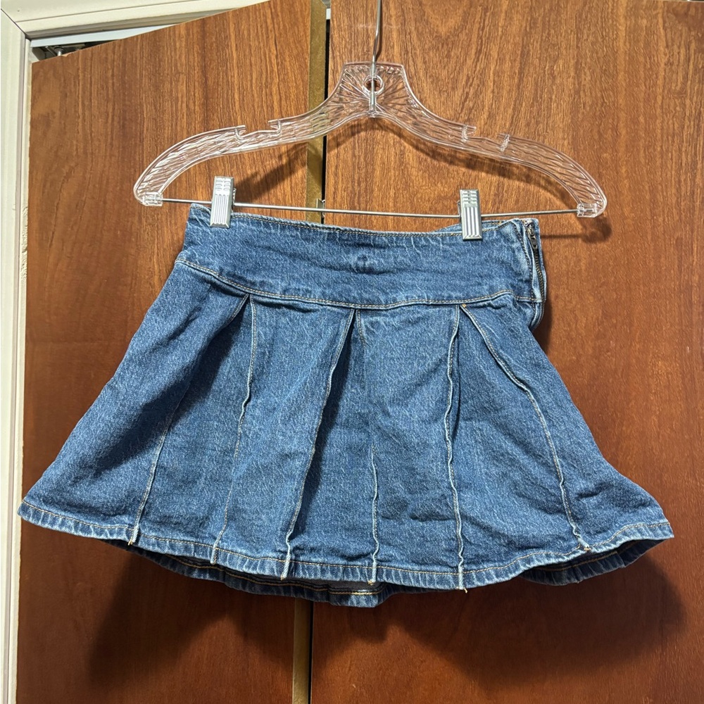 Girl's Art Class Denim Pleated Skirt